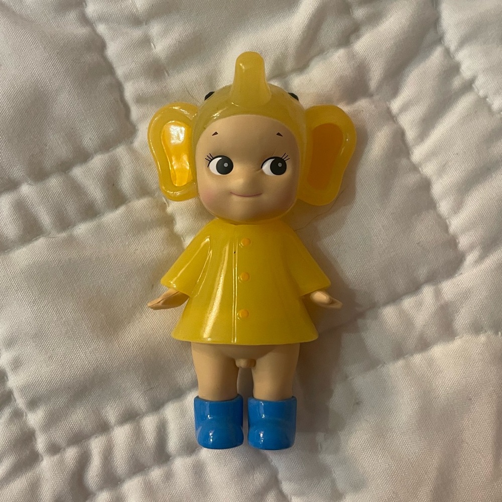 Sonny Angel Rainy Day Series: Elephant